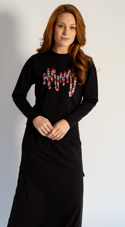 741-445 Flower Embroidery Top, Black