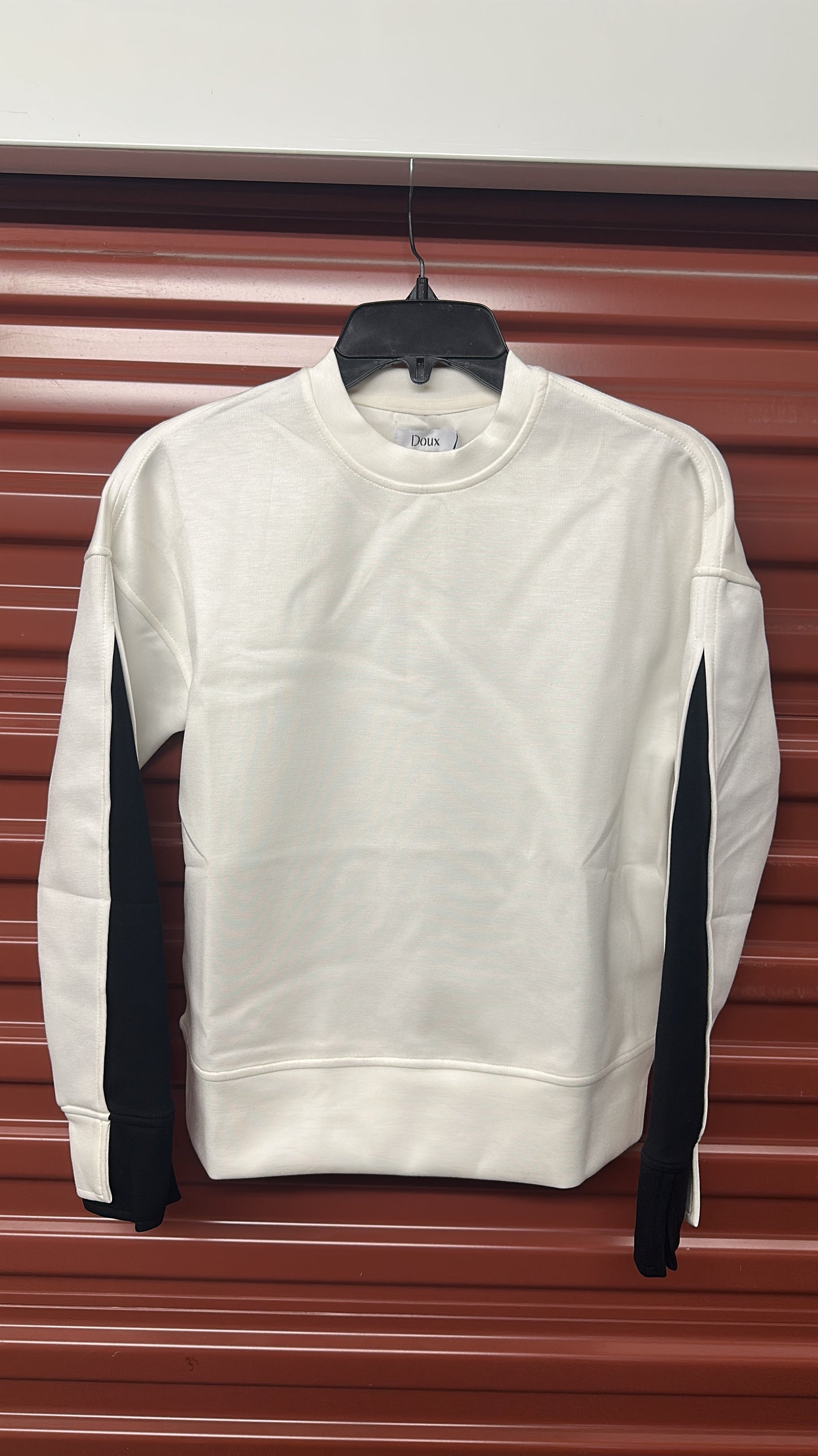 RH-LT-11043 Black Insert on Sleeve Top, White