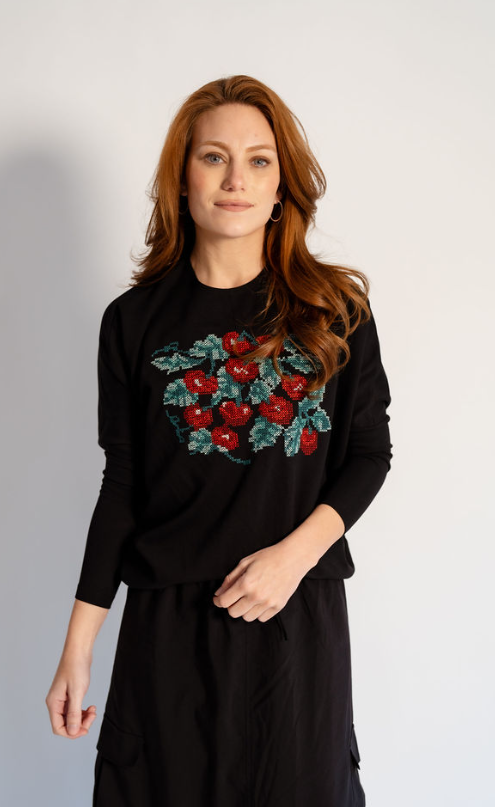 741-513 Embroidery Top, Black