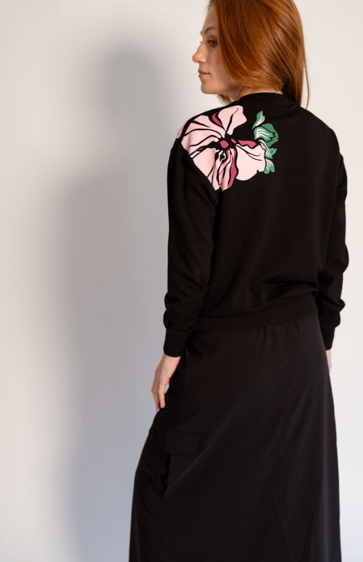 741-442 Print and embrodery Top, Black