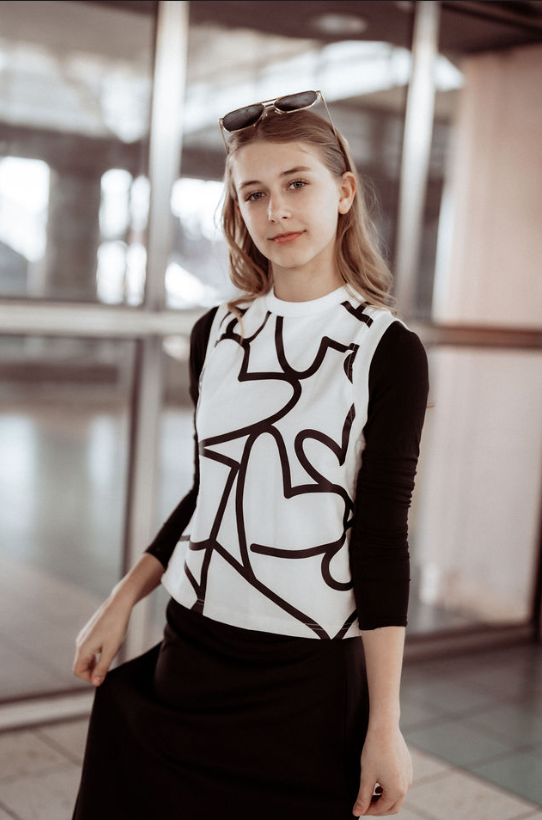 741-517 Heart Print Vest, Maroon