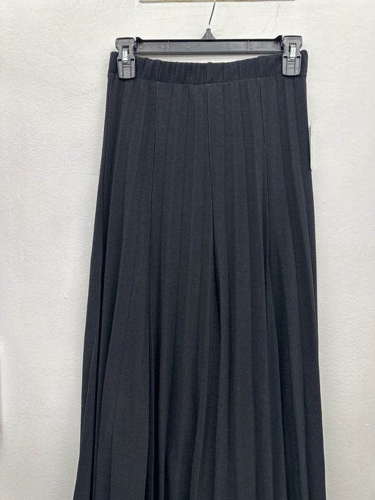 691-33" Rib Accordion Skirt