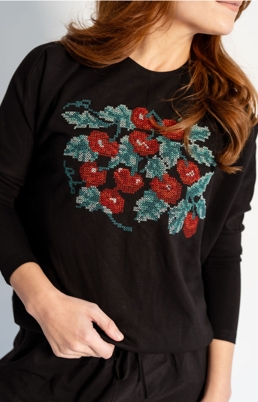 741-513 Embroidery Top, Black